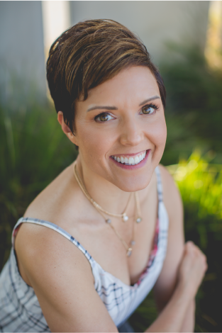 Paula Sturm headshot